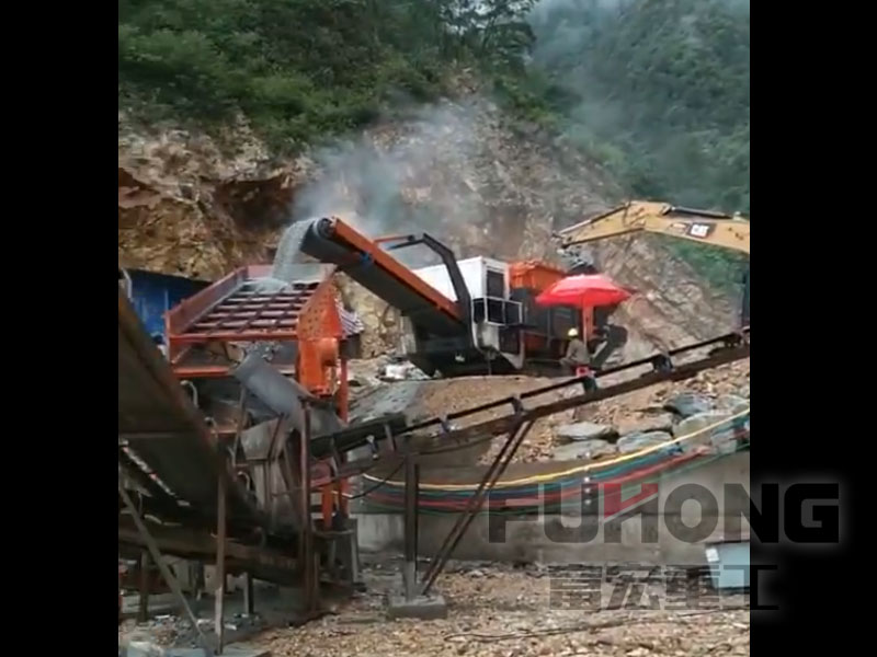 移動(dòng)顎式破碎站 移動(dòng)顎式破碎站